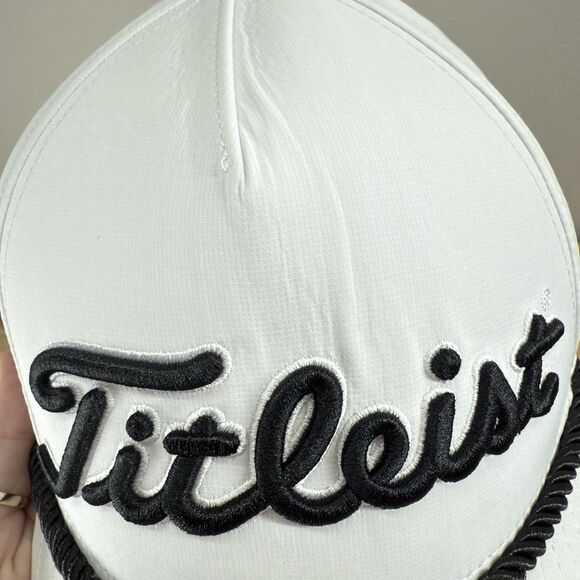 Titleist Tour Rope Hat Cap SnapBack White Golf Outdoors Adjustable PRO V1 FJ - Picture 10 of 11